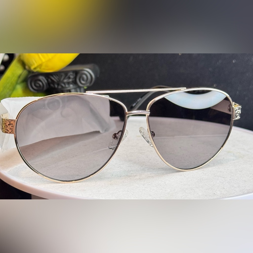 Guess Men’s Aviator Sunglasses Gold Tone